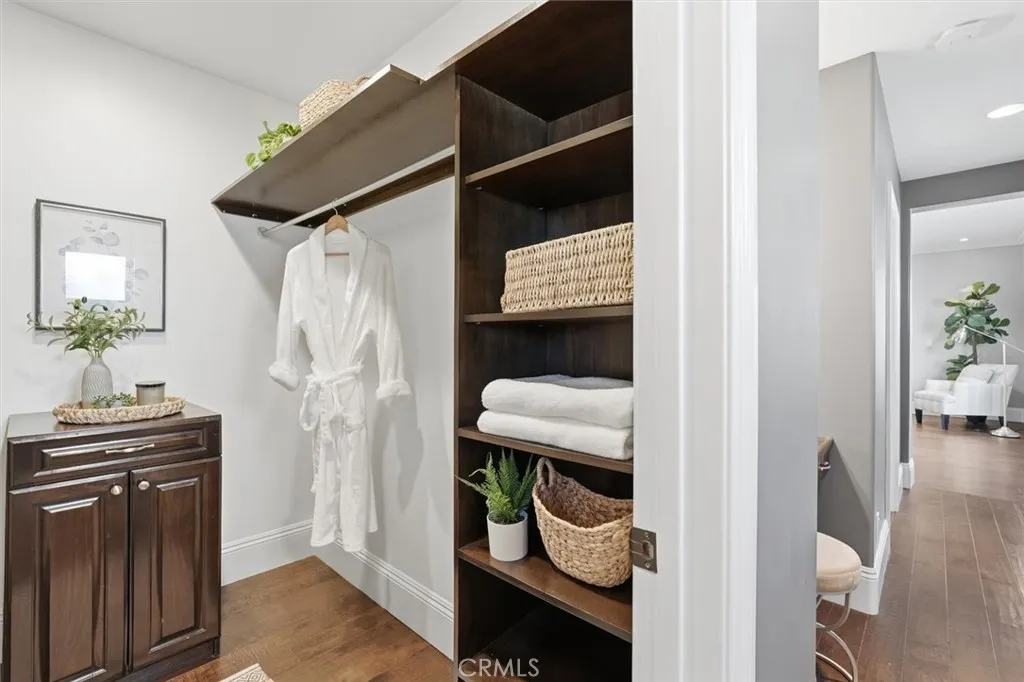 Additional image 44 of 5433 E The Toledo, Long Beach, CA 90803