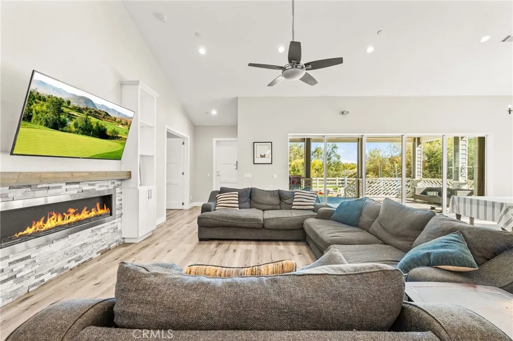 Additional image 118 of 24940 Hayes Ave, Murrieta, CA 92562