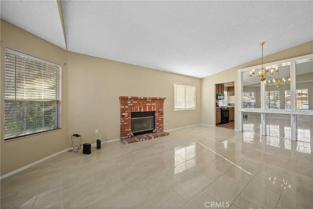 Additional image 5 of 43815 Silver Bow Road, Lancaster, CA 93535