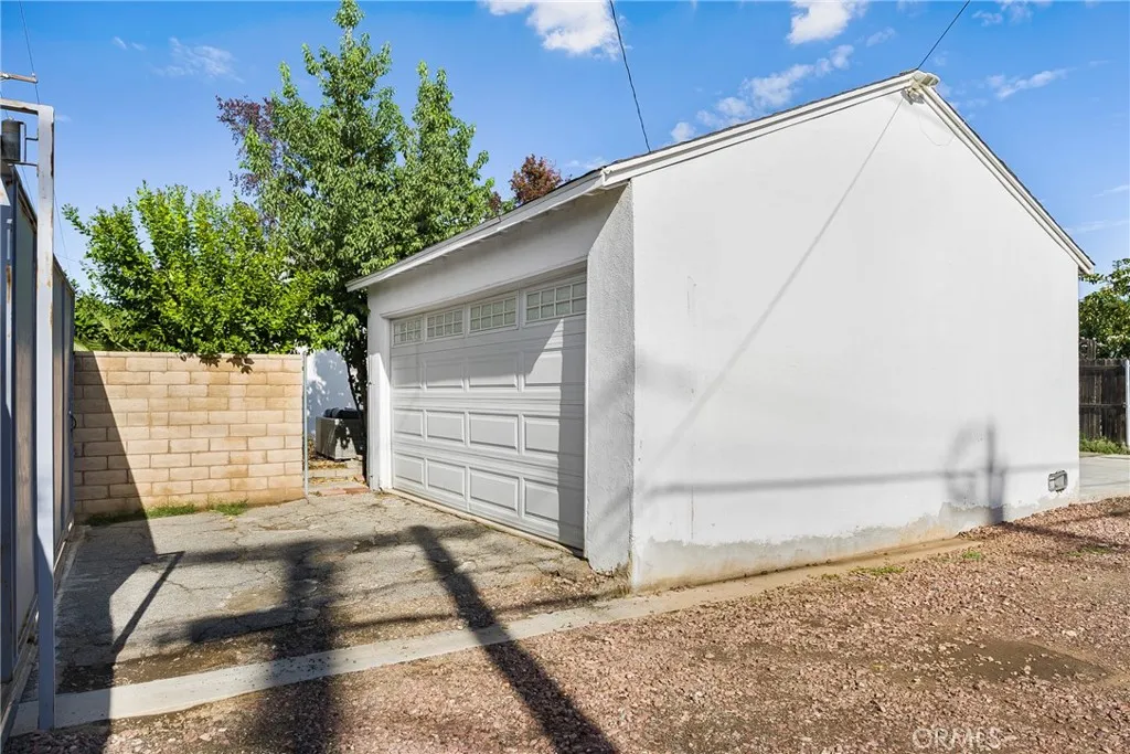 Additional image 34 of 16154 Gilmore, Van Nuys, CA 91406