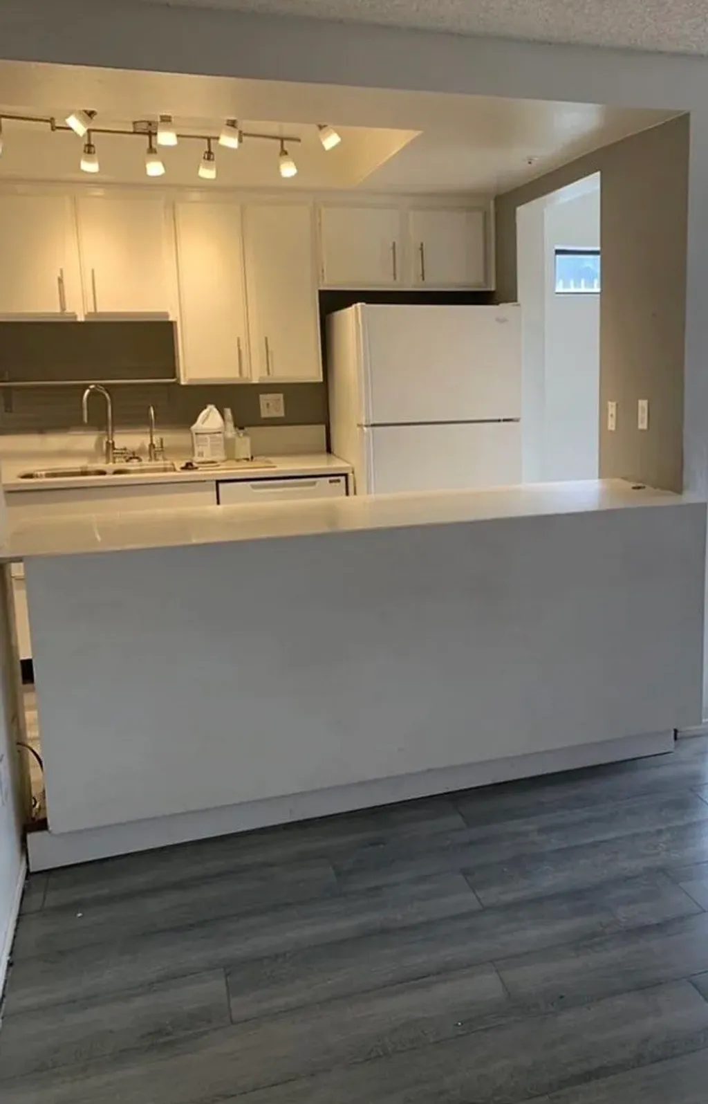 Additional image 7 of 550 Orange Ave, Long Beach, CA 90802