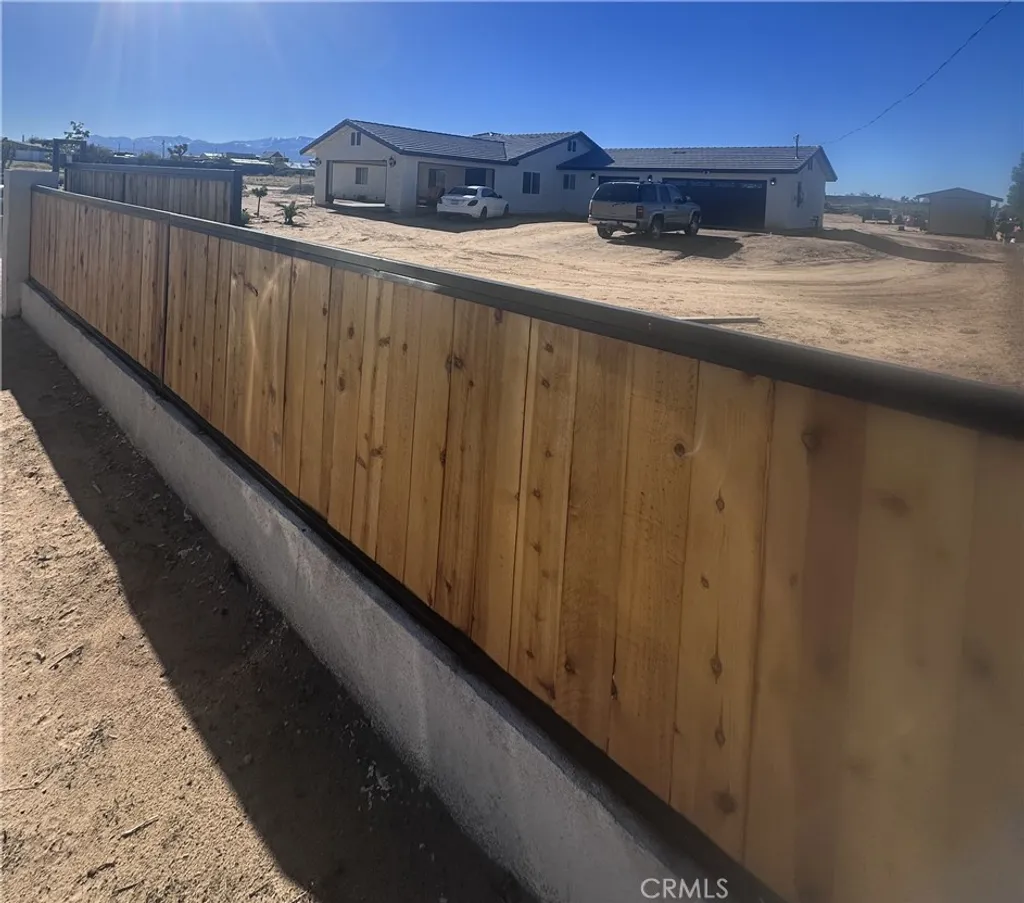 Additional image 5 of 14426 Tumbleweed Road, Phelan, CA 92371