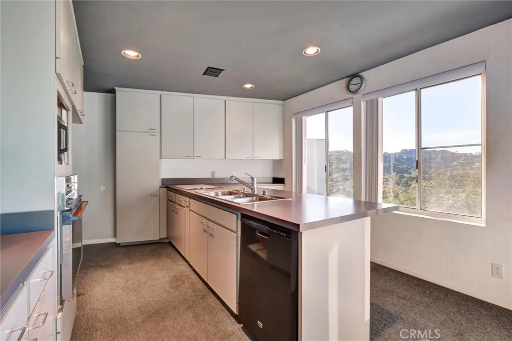 Additional image 23 of 3219 Tareco, Los Angeles, CA 90068