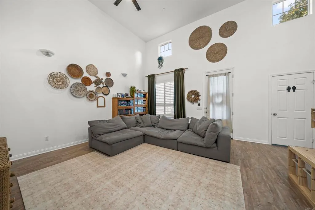 Additional image 54 of 231 Vermont Court, El Cajon, CA 92020