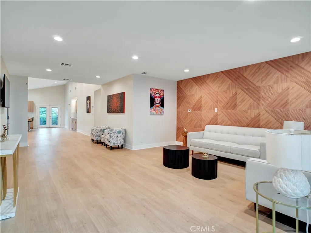 Additional image 4 of 17961 Martha Street, Encino, CA 91316