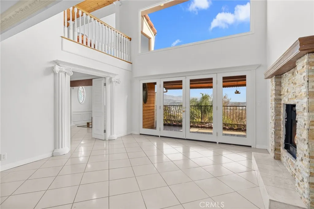 Additional image 125 of 3916 Carnavon, Los Angeles, CA 90027