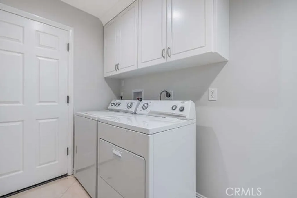 Additional image 27 of 3325 Alginet, Encino, CA 91436