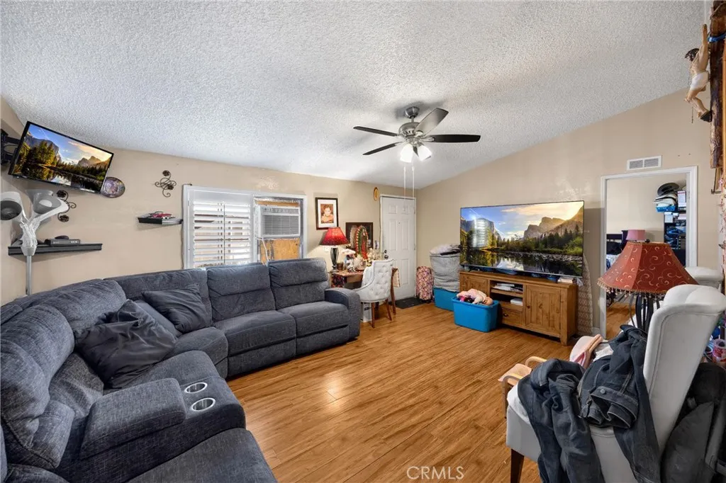 Additional image 9 of 2851 S La Cadena Drive Unit 26, Colton, CA 92324