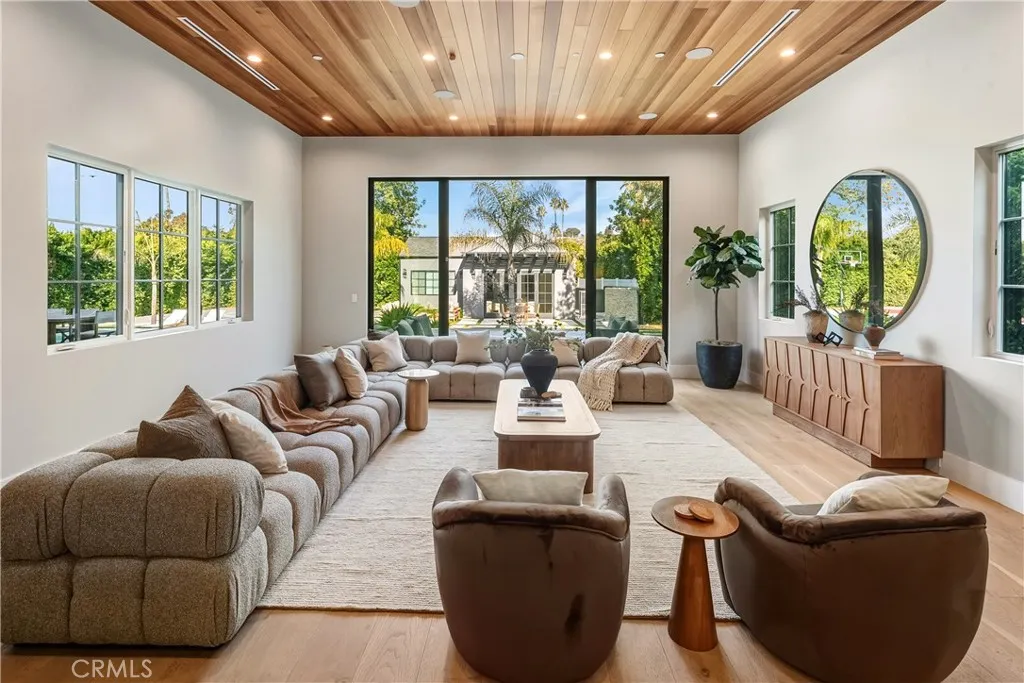 Additional image 65 of 20511 Wells Drive, Woodland Hills, CA 91364