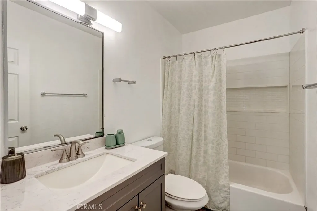 Additional image 38 of 7809 N Via Foggia, Burbank, CA 91504