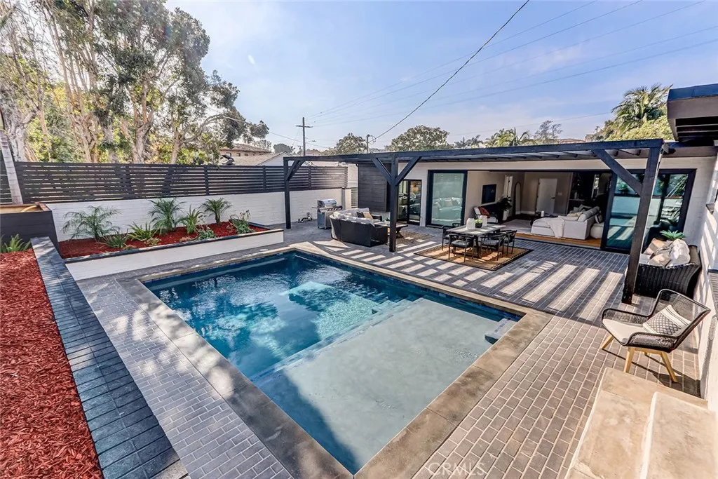 Additional image 13 of 876 Center Street, El Segundo, CA 90245