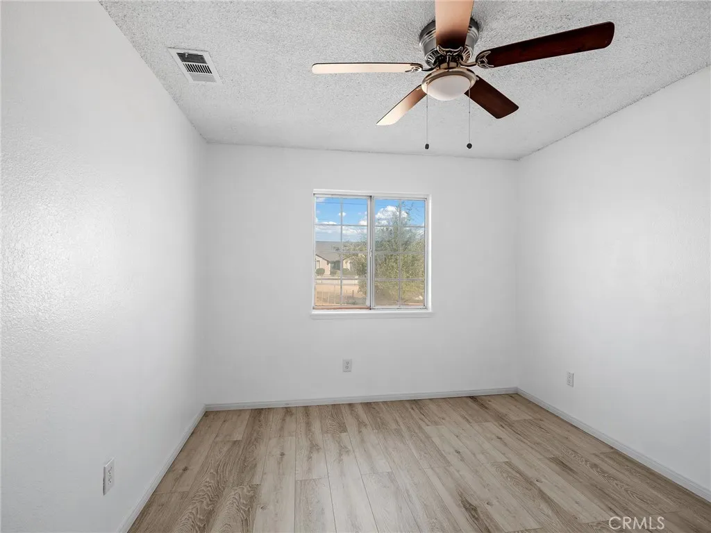 Additional image 15 of 18063 Catalpa Street., Hesperia, CA 92345