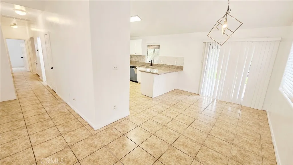 Additional image 25 of 5020 Trabuco Canyon Dr, Bakersfield, CA 93307