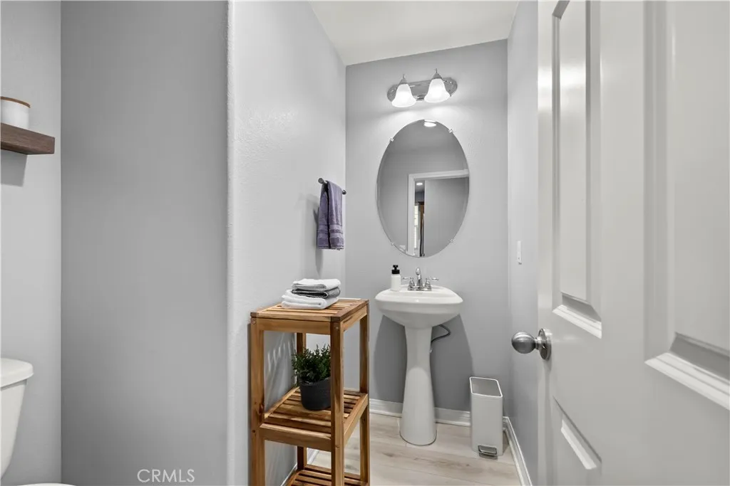 Additional image 30 of 692 S Brampton Ave, Rialto, CA 92376