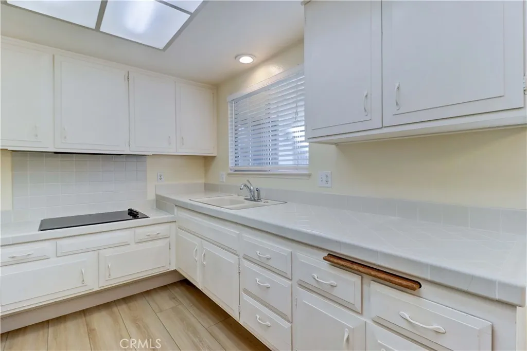 Additional image 11 of 335 Avenida Sevilla Unit B, Laguna Woods, CA 92637