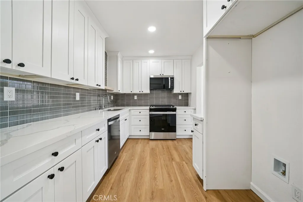 Additional image 12 of 1221 Cummings Way, San Bernardino, CA 92411