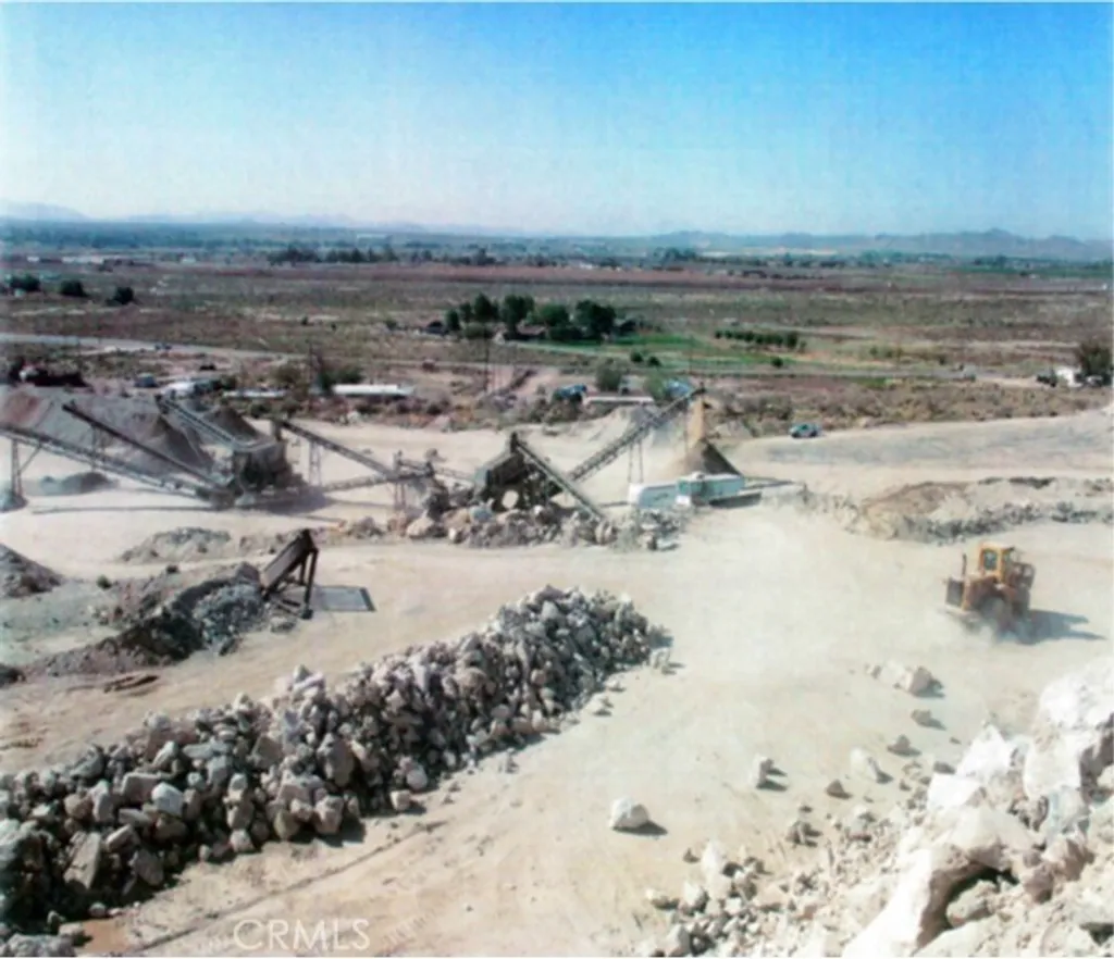 Additional image 3 of 26388 Neuman St, Barstow, CA 92311