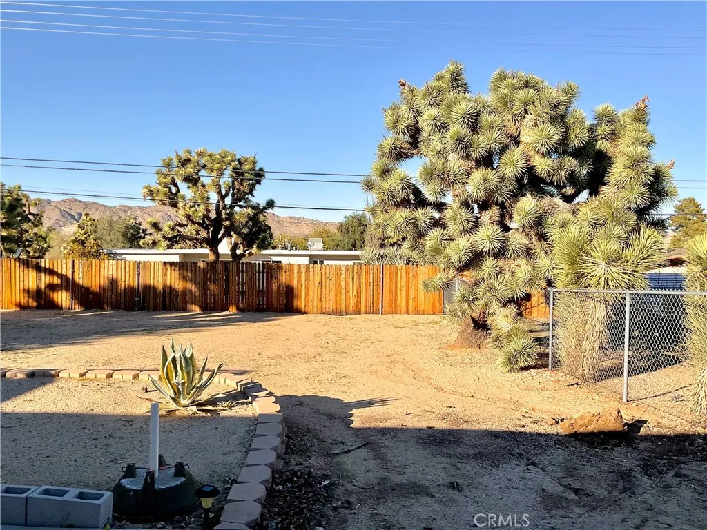 Additional image 87 of 56760 Anaconda Dr, Yucca Valley, CA 92284