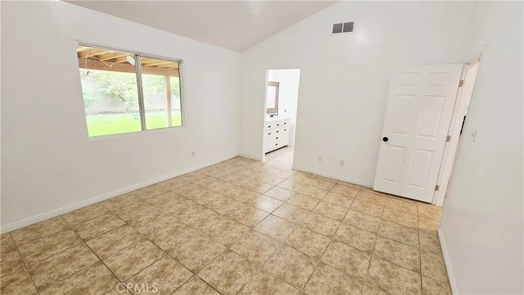 Additional image 37 of 5020 Trabuco Canyon Dr, Bakersfield, CA 93307