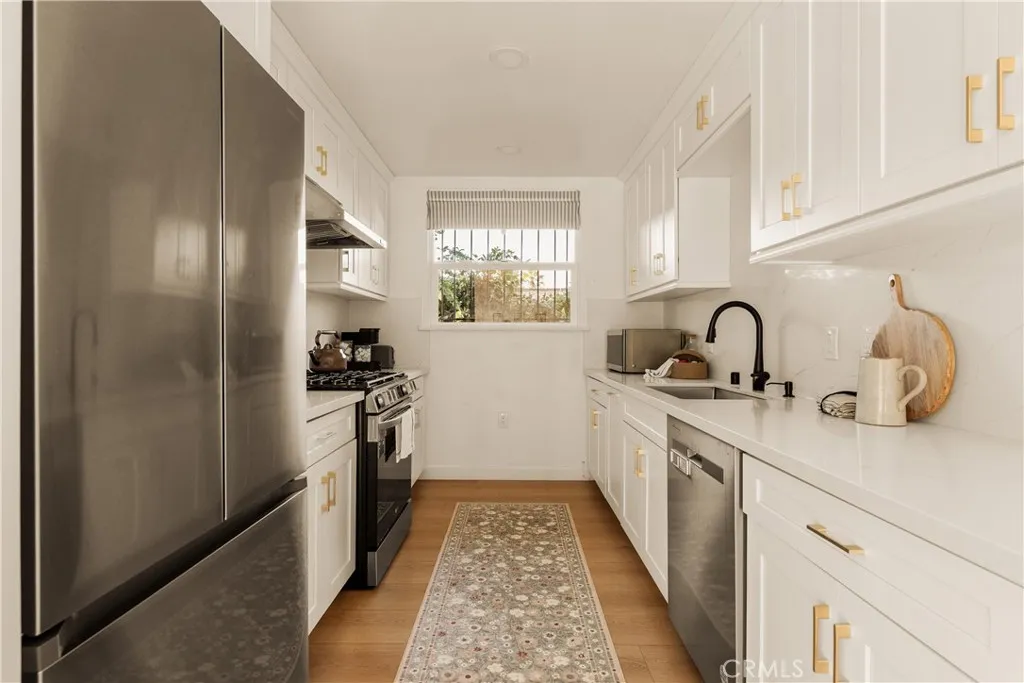 Additional image 8 of 2544 W 5th St, Los Angeles, CA 90057