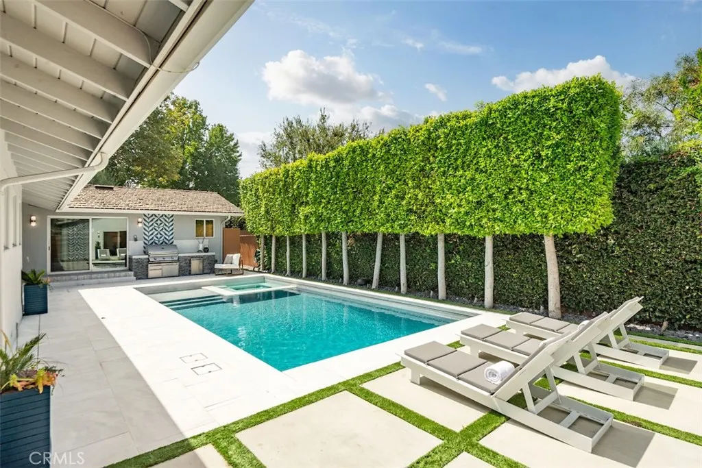 Additional image 121 of 1205 Bryant Rd, Long Beach, CA 90815