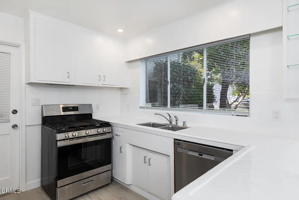 Additional image 35 of 938 S Orange Grove Boulevard Unit C, Pasadena, CA 91104