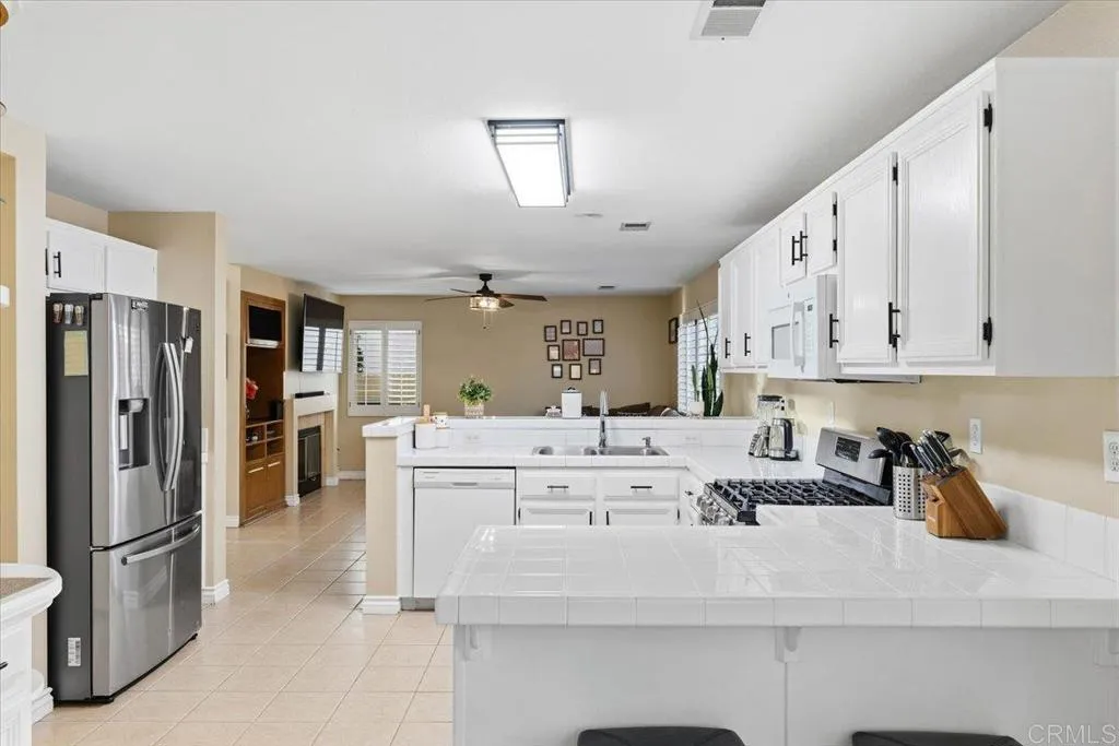 Additional image 16 of 827 Kentmere Ter, San Diego, CA 92154