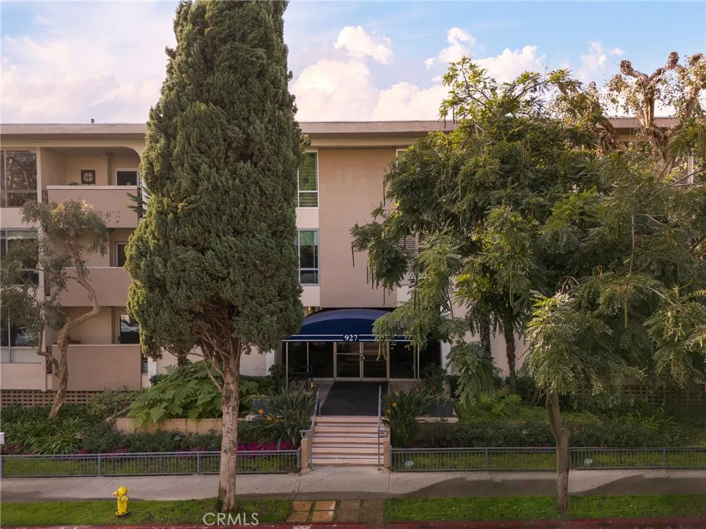 Additional image 80 of 927 N Kings Road Unit 118, West Hollywood, CA 90069