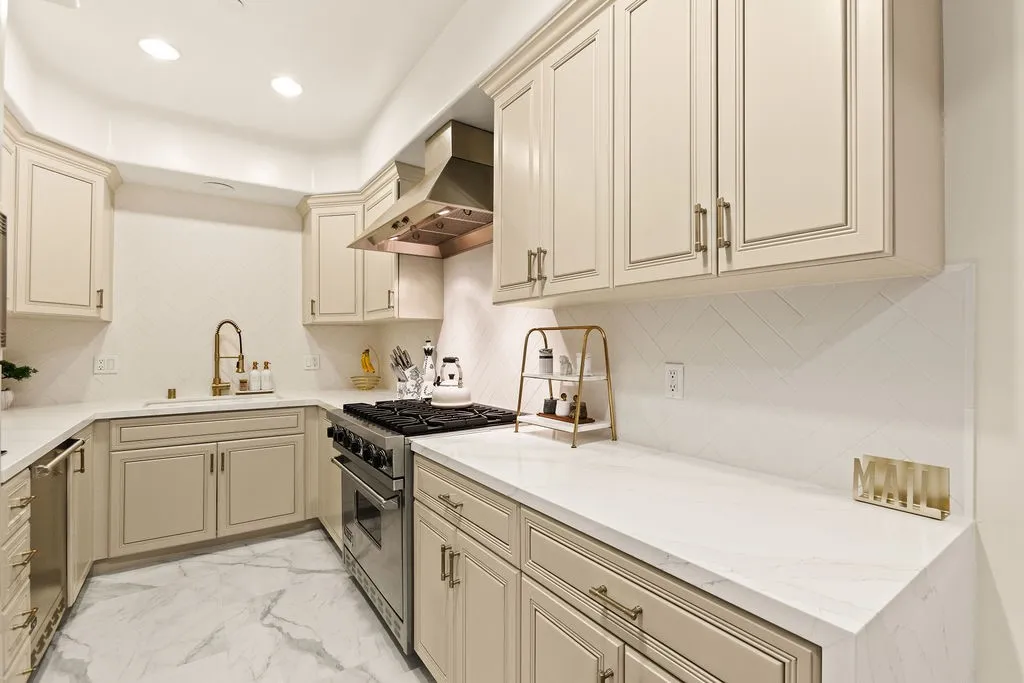 Additional image 39 of 820 S Bedford St Unit 105, Los Angeles, CA 90035