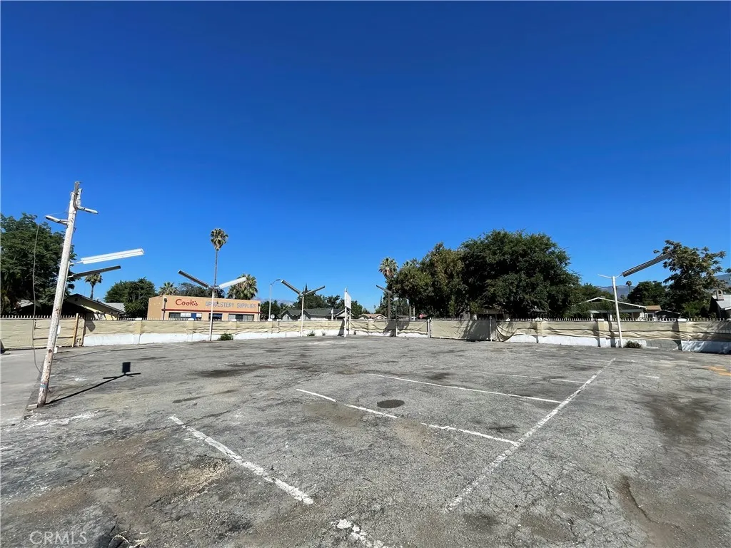 Additional image 31 of 1443 N E, San Bernardino, CA 92405