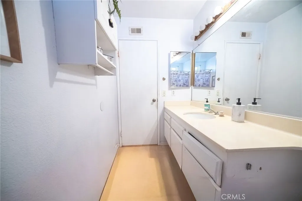 Additional image 44 of 2433 Medina Avenue, Simi Valley, CA 93063