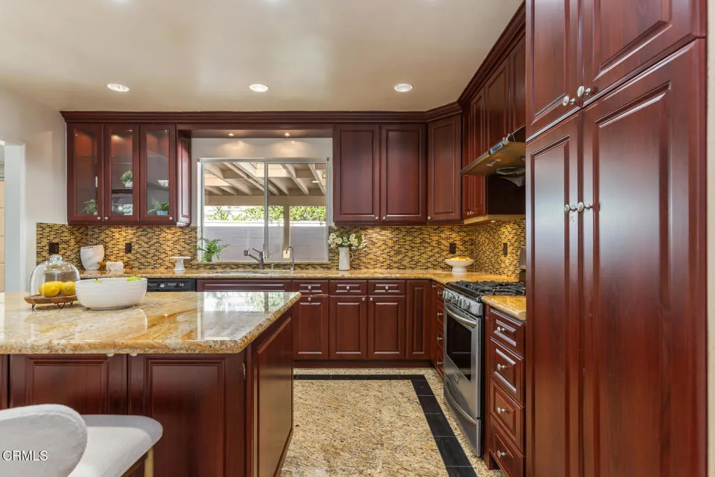 Additional image 34 of 4926 Crown Avenue, La Canada Flintridge, CA 91011