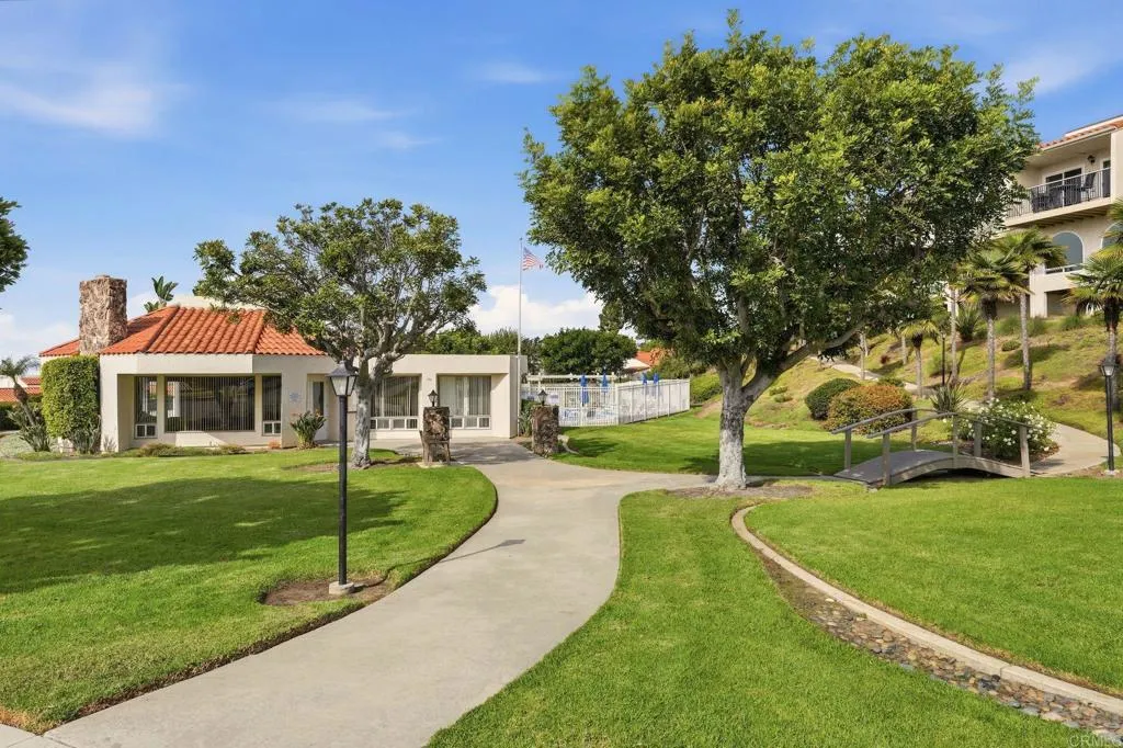 Additional image 16 of 909 Caminito Madrigal Unit B, Carlsbad, CA 92011