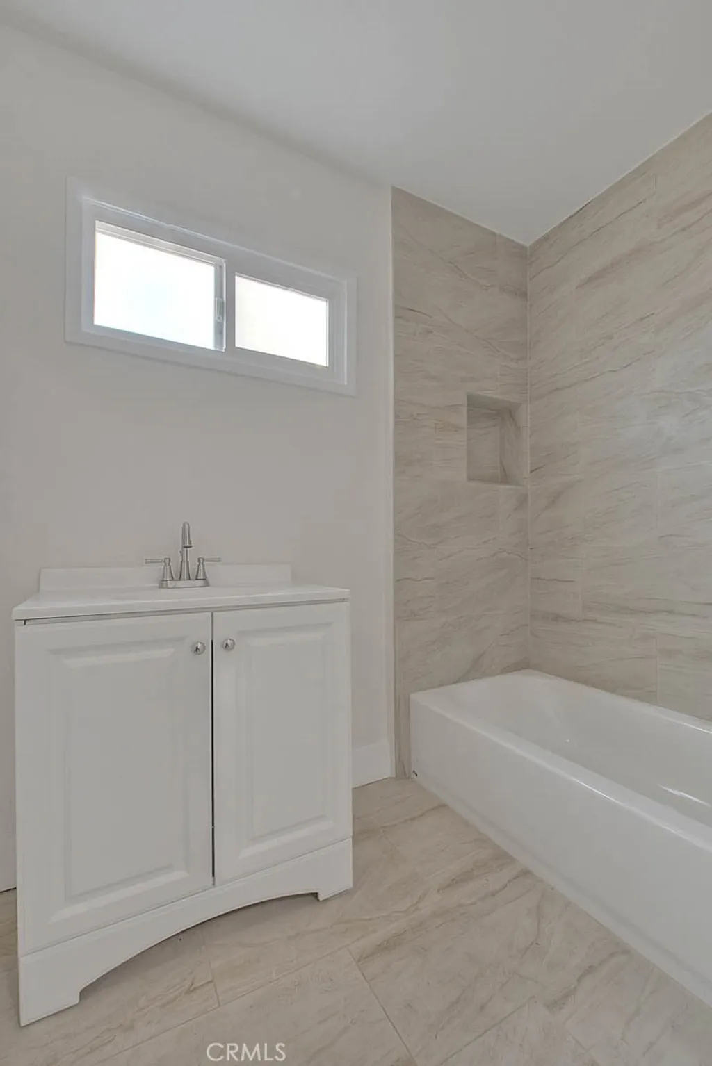 Additional image 24 of 547 W 106th St, Los Angeles, CA 90044