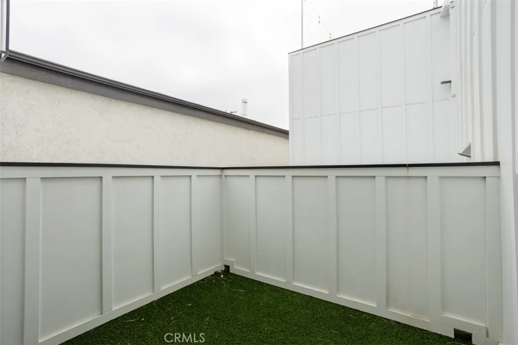 Additional image 32 of 307 18th Street, Huntington Beach, CA 92648