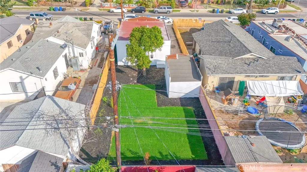 Additional image 76 of 946 E 104th St, Los Angeles, CA 90002