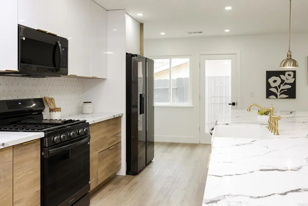 Additional image 15 of 4380 Rolfe Road, San Diego, CA 92117