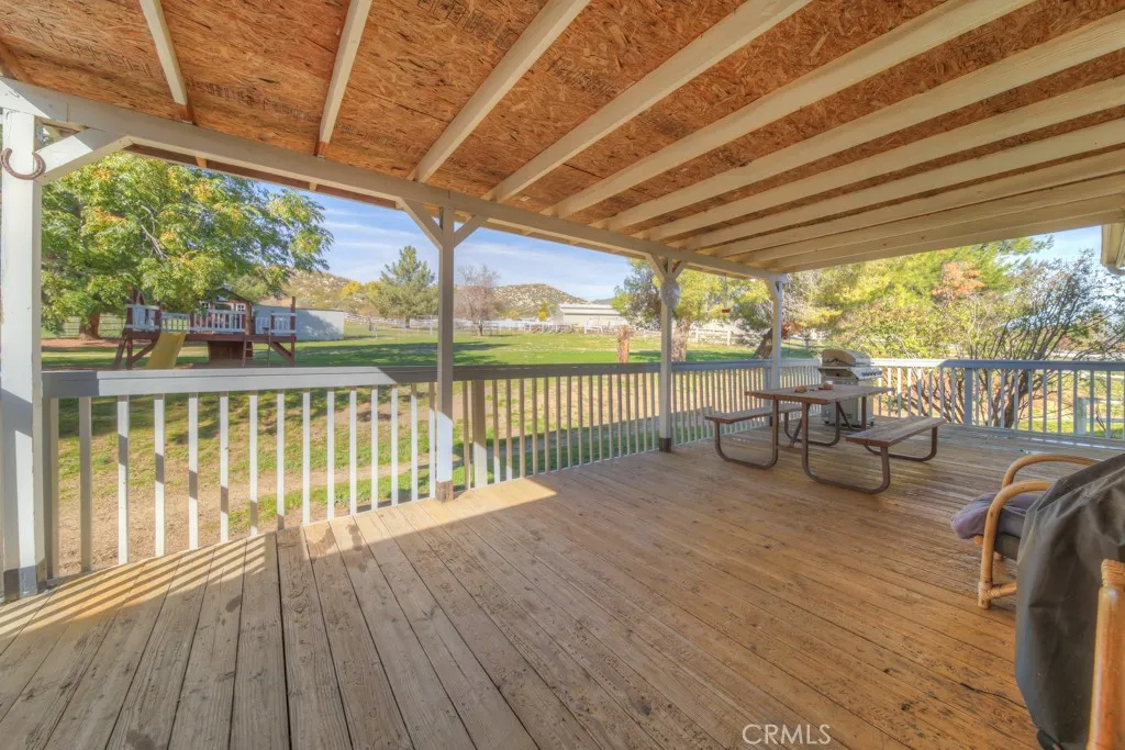 Additional image 74 of 40120 Lakeshore Blvd, Aguanga, CA 92536