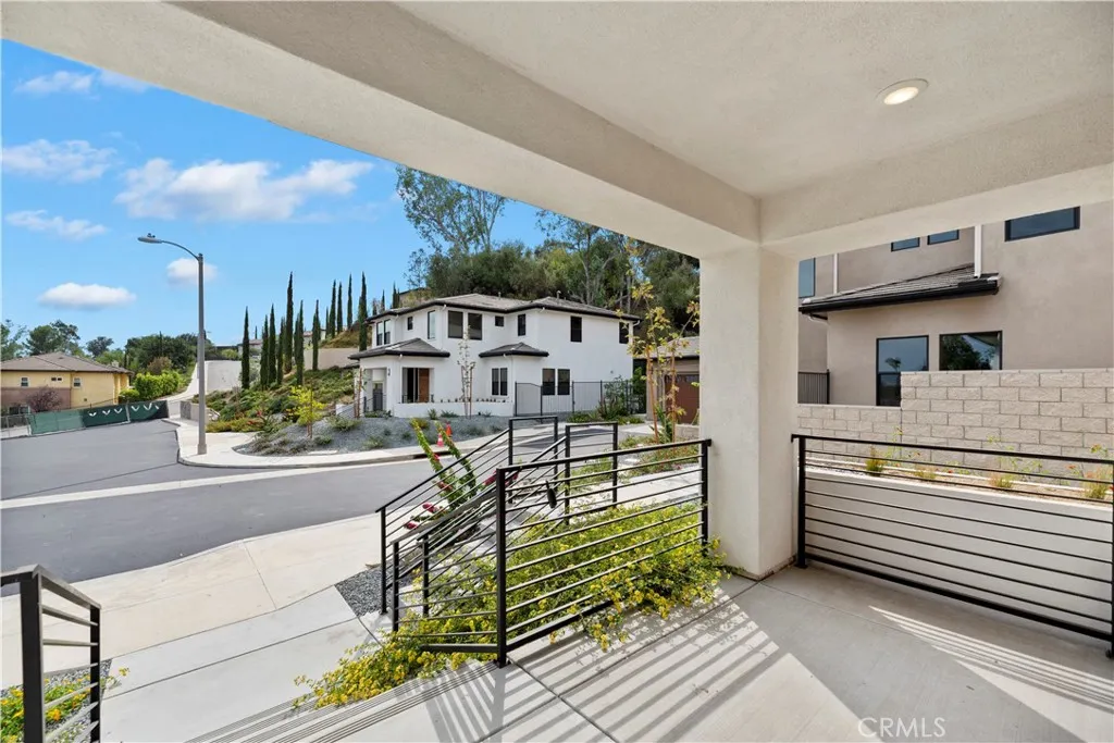 Additional image 7 of 1029 N Staley Lane, Los Angeles, CA 90042