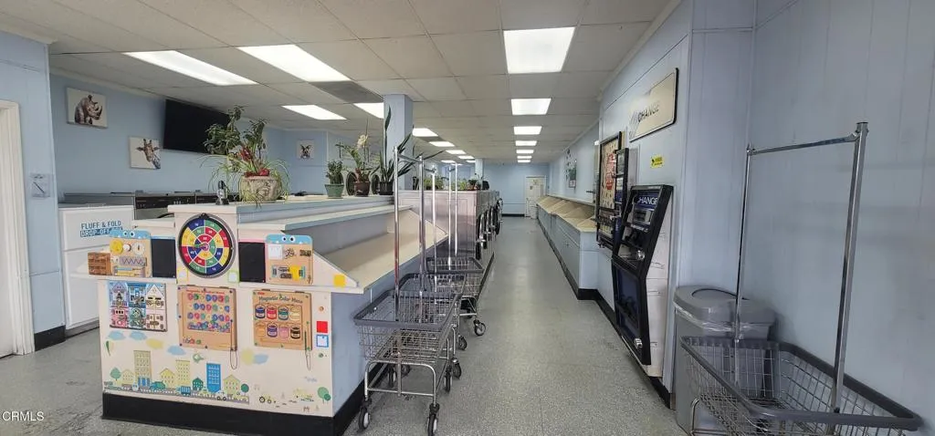 Additional image 4 of 383 Carmen Drive, Camarillo, CA 93010