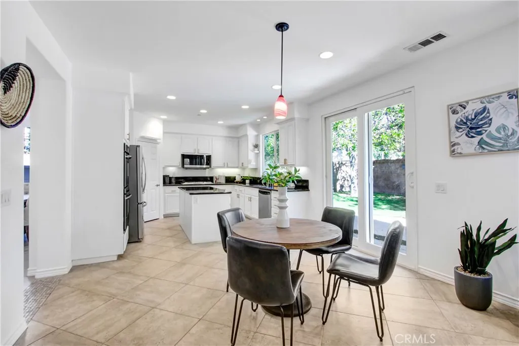 Additional image 52 of 15562 Sicily Lane, Fontana, CA 92336