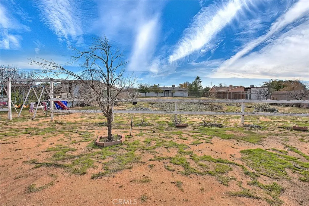 Additional image 54 of 22133 Thunderbird Rd, Apple Valley, CA 92307
