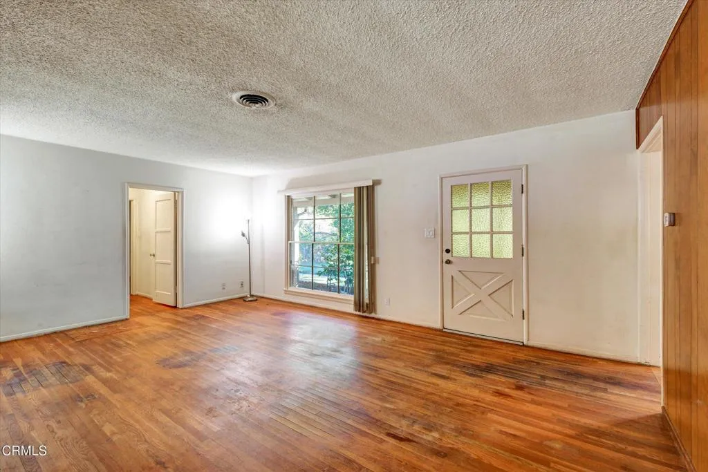 Additional image 55 of 3942 Los Olivos Lane, Glendale, CA 91214