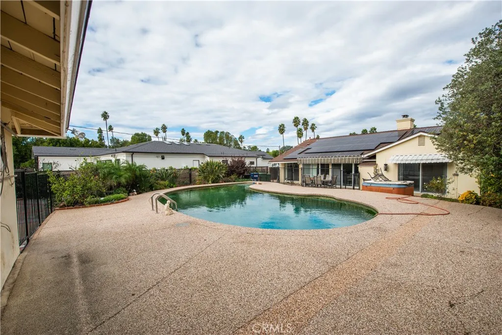 Additional image 47 of 19732 Henshaw, Woodland Hills, CA 91364