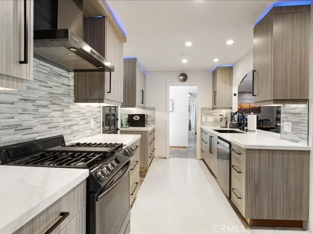 Additional image 17 of 22857 Windom, West Hills, CA 91307