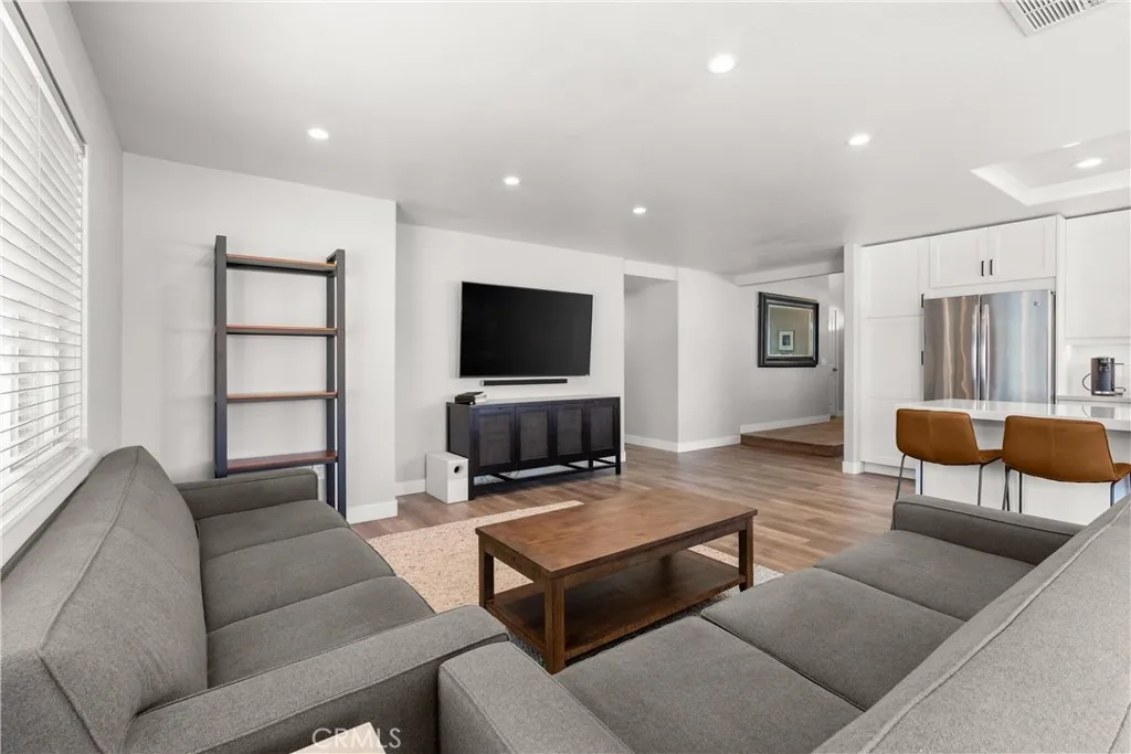 Additional image 80 of 20392 Drew Circle, Huntington Beach, CA 92646