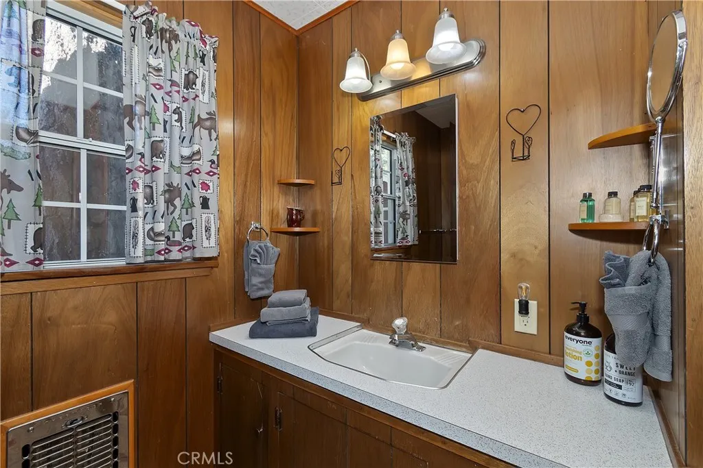 Additional image 63 of 42547 Cedar Ave, Big Bear Lake, CA 92315