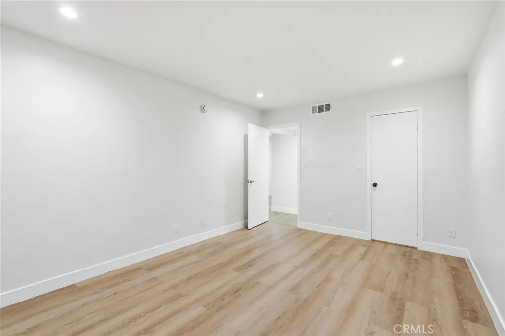 Additional image 19 of 15511 Sherman Way Unit 19, Van Nuys, CA 91406