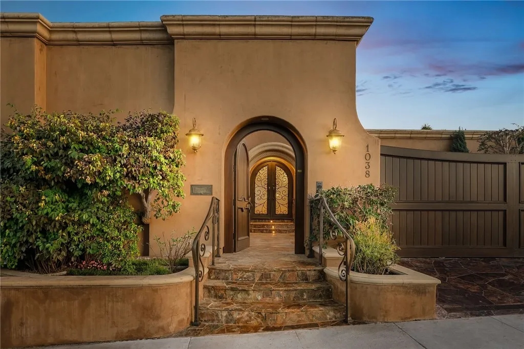 Additional image 10 of 1038 Santiago Drive, Newport Beach, CA 92660