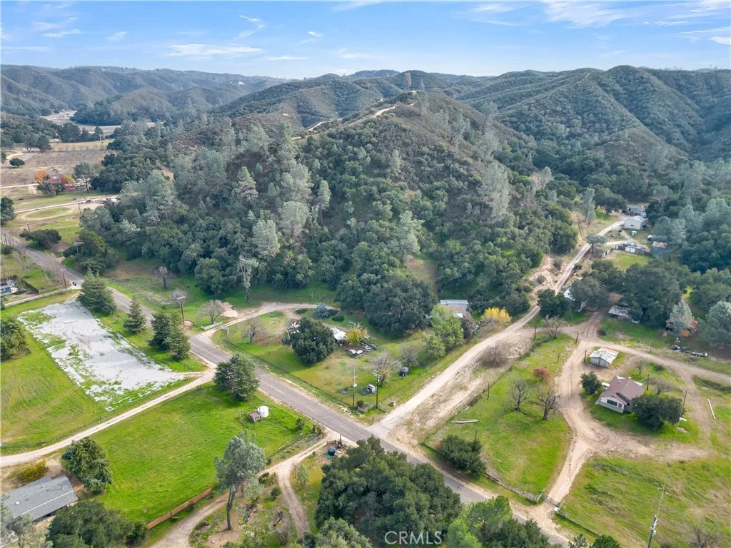 Property image for 5975 Parkhill Rd, Santa Margarita, CA 93453